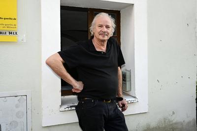 Leander Hau?mann auf Landkinotour im Bully im Camillo Kino. G?rlitz, 19.09.2025 *** Leander Hau?mann on a country cinema-stock-foto