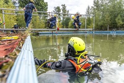 THW Gro??bung-stock-foto