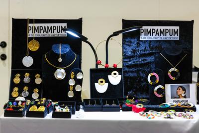 launches for the next season at milano fashion & jewels-stock-foto