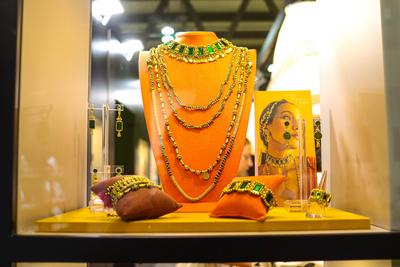 launches for the next season at milano fashion & jewels-stock-foto