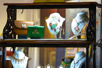 launches for the next season at milano fashion & jewels-stock-foto