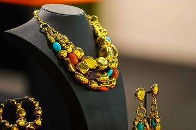 launches for the next season at milano fashion & jewels-stock-foto