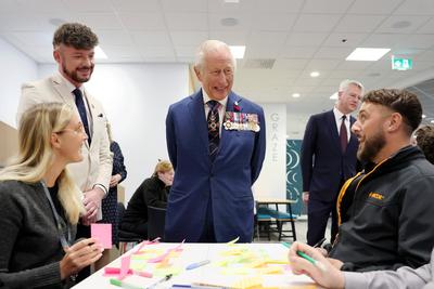 King Charles in Barrow-in-Furness-stock-foto
