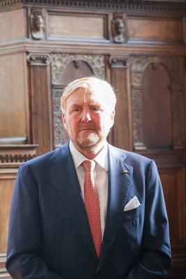 Besuch des niederl?ndischen K?nigs im Haus der Niederlande. Universit?t M?nster.-stock-foto