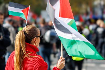 Pro-Pal?stina-Demo in D?sseldorf-stock-foto