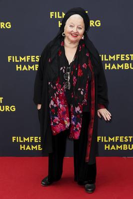 abb Hanna Schygulla Schauspielerin zu Gast auf dem Roten Teppich bei der Kino Film Premiere Premiere Film Yunan auf dem Filmfest Hamburg im Cinemaxx Kino am Dammtor am 27.09.2025 in Hamburg Hamburg Deutschland *** abb Hanna Schygulla Actress on the Red Carpet at the Cinema Premiere Premiere Film Yunan at Filmfest Hamburg at Cinemaxx Kino am Dammtor on September 27, 2025 in Hamburg Hamburg Germany-stock-foto