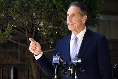 Andrew Cuomo Campaigns in Brooklyn-stock-foto