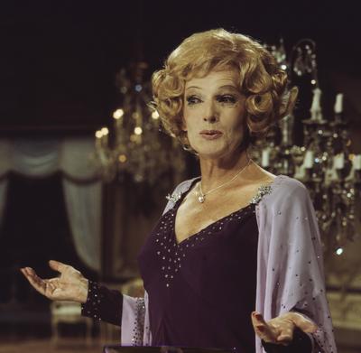 Gisela Schl?ter Gisela Schl?ter, deutsche Kabarettistin und Schauspielerin, Deutschland um 1983. German cabaret artist-stock-foto