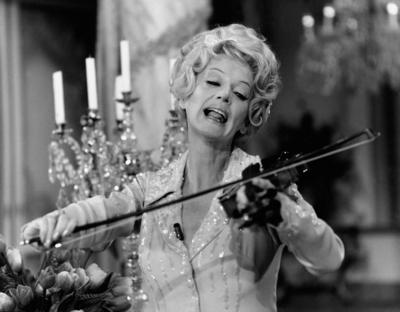 Gisela Schl?ter Die deutsche Kabarettistin Schauspielerin und Moderatorin Gisela Schl?ter zu Gast i-stock-foto