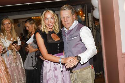 1. Oktoberfest des Fine Time Business Club-stock-foto