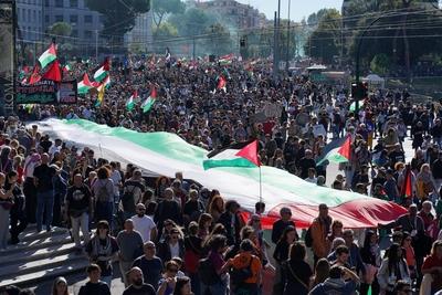 News - Italy national demonstration for Palestine in Rome-stock-foto