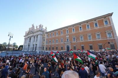 News - Italy national demonstration for Palestine in Rome-stock-foto