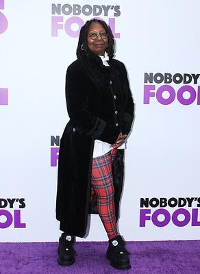 NEW YORK, NY - October 28: Whoopi Goldberg at the Paramount Pictures, Tyler Perry Studios & BET Films premiere of Nobod-stock-foto