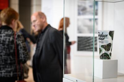 Berlin, Er?ffnung der Ausstellung "Kunst aus Israel" durch Bundestagspr?sidentin Julia Kl?ckner-stock-foto