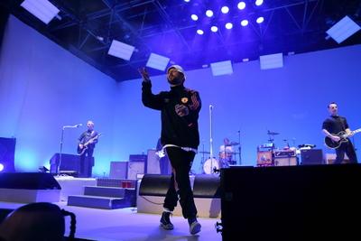 Arnim Teutoburg-Wei? von den Beatsteaks bei einem Konzert in der Parkb?hne Wuhlheide in Berlin, 1. Juli 2022. Beatsteak-stock-foto