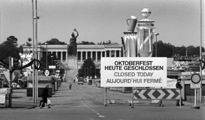 "Oktoberfest heute geschlossen"-stock-foto