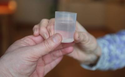 Deutschland, Bonn, 05.02.2014 Sterbehilfe (manchmal Euthanasie genannt) bezeichnet Handlungen, die von der Hilfe und Un-stock-foto