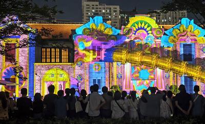 Shining Shanghai" International Light and Shadow Art Competition-stock-foto