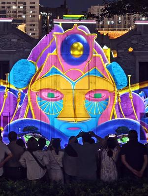 Shining Shanghai" International Light and Shadow Art Competition-stock-foto