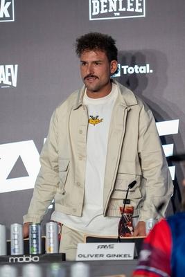 Pressekonferenz Fame Fighting 2025.-stock-foto