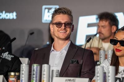 Pressekonferenz Fame Fighting 2025.-stock-foto