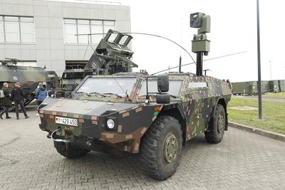 Besuch der Bundestagspr?sidentin und des ukrainischen Parlamentspr?sidenten bei der Artillerieschule in Idar-Oberstein-stock-foto