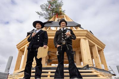 Richtfest f?r den Volksbad-Turm, N?rnberg, 13.10.2025-stock-foto