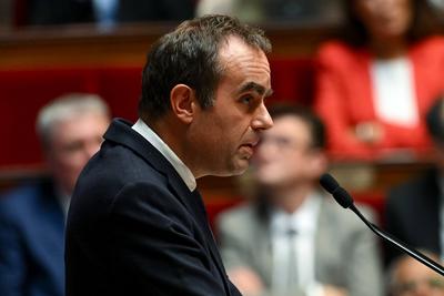 FRANCE-POLITICS/ General Policy Speech by Sebastien Lecornu on 14 October 2025-stock-foto
