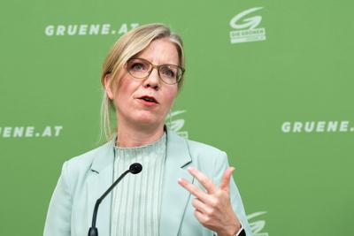 20251014 Pressekonferenz mit der GRUeNEN Klubobfrau Plenarvorschau und sowie aktuelle politische Entwicklungen-stock-foto