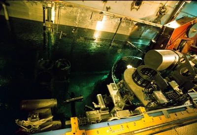 Kernkraftwerk Lubmin Entsorgung von Reaktorteilen unter Wasser Strahlenschutz im Block 4 17 Stund-stock-foto