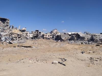 The Destruction of Tal al-Hawa neighborhood in Gaza by Israeli forces.-stock-foto