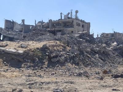 The Destruction of Tal al-Hawa neighborhood in Gaza by Israeli forces.-stock-foto