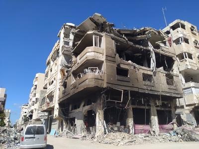 The Destruction of Tal al-Hawa neighborhood in Gaza by Israeli forces.-stock-foto