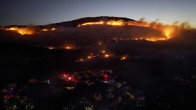 Fire in Capri, Cape Town, South Africa-stock-foto