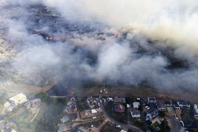 Fire in Capri, Cape Town, South Africa-stock-foto