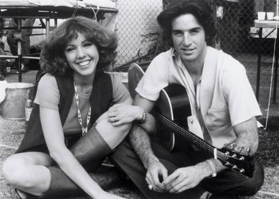 COMING HOME USA 1978 Hal Ashby Vi Munson PENELOPE MILFORD and her brother Bill ROBERT CARRADINE-stock-foto