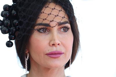 07.07.2024, Hamburg, Pferdesport, Prominenz rund um das 155. Deutsche Derby: Rafaella Nussbaum (Ehefrau von Jack White)-stock-foto