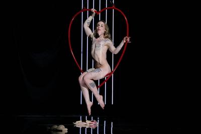Maxim Gorki Theater Berlin Androgynous. Portrait of a Naked Dancer.-stock-foto