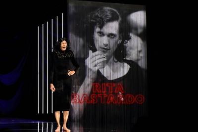 Maxim Gorki Theater Berlin Androgynous. Portrait of a Naked Dancer.-stock-foto