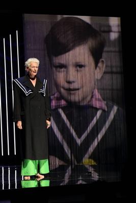 Maxim Gorki Theater Berlin Androgynous. Portrait of a Naked Dancer.-stock-foto