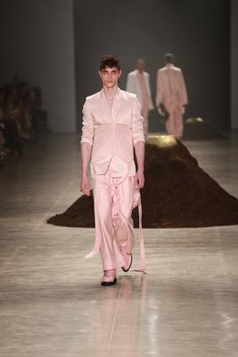 Leandro Castro's fashion show at SPFW No. 60 in Sao Paulo-stock-foto