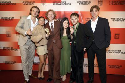 Ludger B?kelmann, Samirah Breuer, Filip Schnack, Tanya Nguyen, Florian Gei?elmann, Jonas Ems-stock-foto