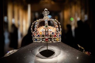 Paris, France le 14 janvier 2020 - Reouverture de la Galerie d Apollon, apres 10 mois de travaux, au Louvre. Presentati-stock-foto