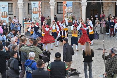 Croatia, Dubrovnik, 201025. Set of the fifth season of the Netflix teen series Outer Banks on Stradun. Photo: Bozo Radic-stock-foto