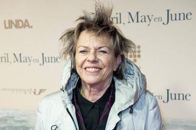 Premiere van de film April, May en June in het DeLaMar Theater, Amsterdam. Op de foto: Connie Palmen *** Premiere of the-stock-foto