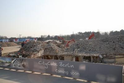 Bildnummer: 57284530  Datum: 08.03.2012  Copyright: imago/Raimund M?llerDie ehemalige DEUTSCHLANDHALLE als Bauschutthaufen w?hrend der Internationalen Tourismusb?rse Berlin (ITB), Messe Berlin, Berlin- Charlottenburg-Wilmersdorf, 08.03.2012. ITB Wirtschaft Messe Internationale Tourismus B?rse Tourismusmesse Tourismusb?rse Berlin xcb x0x 2012 quer 57284530 Date 08 03 2012 Copyright Imago Raimund Mueller the former German Country Hall as  during the International Tourism Exchange Berlin ITB trade Fair Berlin Berlin Charlottenburg Wilmersdorf 08 03 2012 ITB Economy trade Fair International Tourism Exchange Tourism Fair Tourism Exchange Berlin  x0x 2012 horizontal-stock-foto