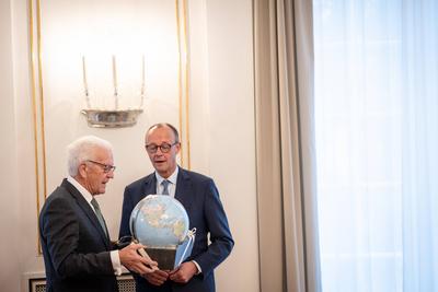 Antrittsbesuch des Bundeskanzlers in Baden-W?rttemberg, Villa Reitzenstein in Stuttgart-stock-foto