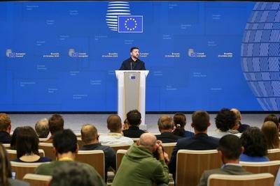 Br?ssel, Belgien, 23.10.2025: Europa-Geb?ude: Europ?ischer Rat: Wolodymyr Selenskyj, Pr?sident der Ukraine, auf einer Pr-stock-foto