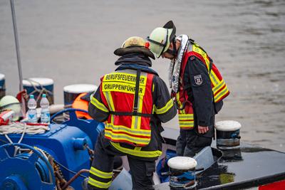 Schiffsunfall auf der Mosel - Schiff schl?gt Leck-stock-foto