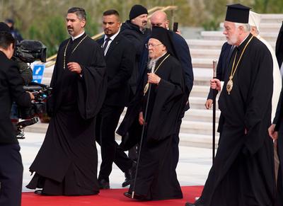Worlds Largest Orthodox Cathedral, Icons Consecration, Bucharest, Romania-stock-foto